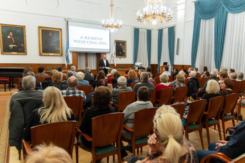 2025_12_12_szekszard eloadas_02.jpg